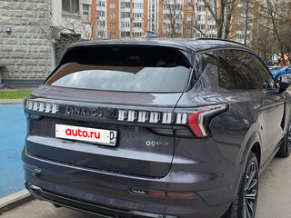 2024 Lynk & Co 09 EM-P, серый, 5900000 рублей, вид 4