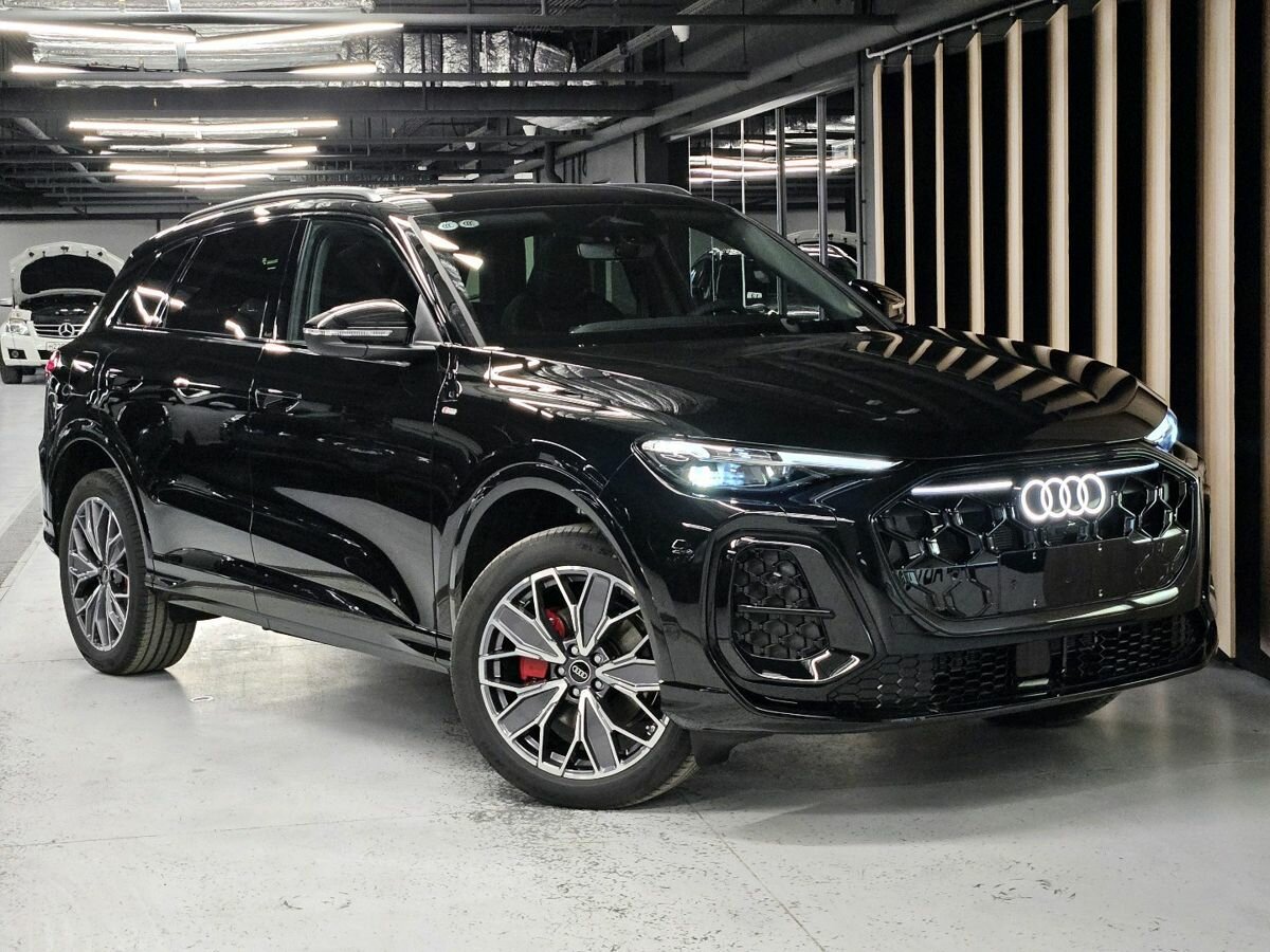 Открыть фотографии: Audi Q5 III (GU)