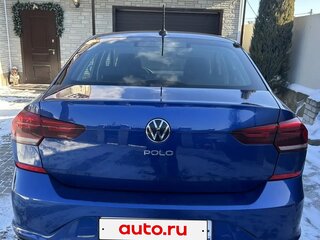 2021 Volkswagen Polo VI, синий, 1395000 рублей, вид 3