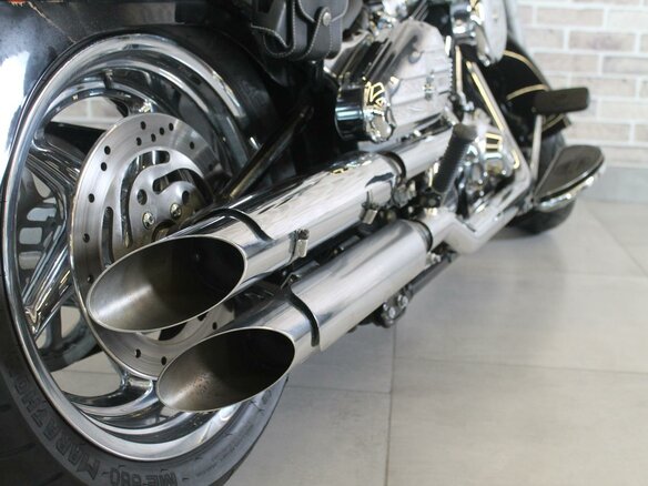 2008 Harley-Davidson Fat Boy, чёрный, 850000 рублей - вид 19