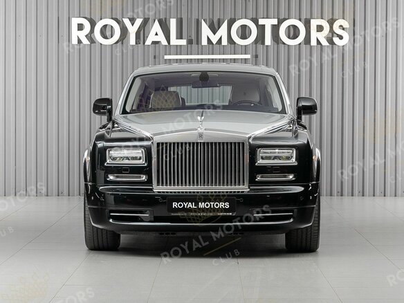 2016 Rolls-Royce Phantom Long Extended VII Рестайлинг (Series II), чёрный, 21700000 рублей - вид 1