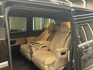 2023 Mercedes-Benz V-Класс Compact 300 d компактный III (W447) Рестайлинг, чёрный, 9300000 рублей, вид 5