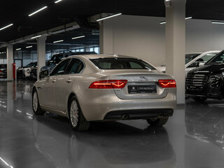 2015 Jaguar XE I, бежевый, 1680000 рублей, вид 4