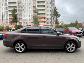 2014 Volkswagen Jetta VI, коричневый, 1270000 рублей, вид 2
