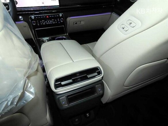 2024 Genesis GV80 I Рестайлинг, белый, 7850010 рублей - вид 13