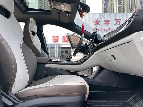 2024 BYD Qin Plus EV 400 I, белый, 1600200 рублей - вид 13