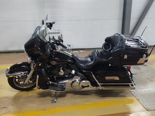 2008 Harley-Davidson Electra Glide, чёрный, 899990 рублей, вид 3