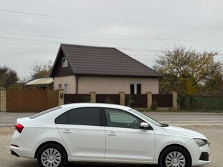 2020 Skoda Rapid II, белый, 1250000 рублей, вид 5