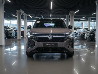 2026 Volkswagen Teramont Pro II (China Market), фиолетовый, 6200000 рублей, вид 3