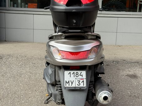 2006 Yamaha Majesty 400, серебристый, 200000 рублей, вид 4