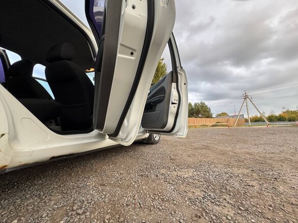2010 Ford Focus II Рестайлинг, белый, 395000 рублей - вид 14