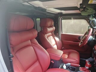 2022 Jeep Wrangler IV (JL), серебристый, 6300000 рублей, вид 5