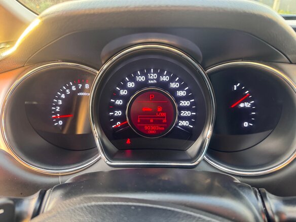 2015 Kia Ceed II, бежевый, 1350000 рублей - вид 6