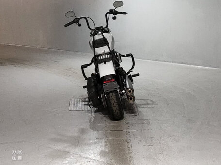 2021 Harley-Davidson Street Bob, белый, 1650000 рублей, вид 4