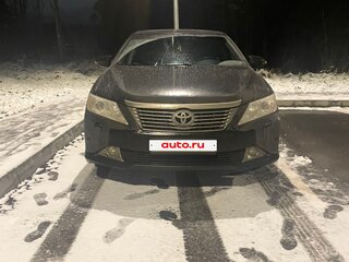 2012 Toyota Camry VII (XV50), чёрный, 2000000 рублей, вид 2