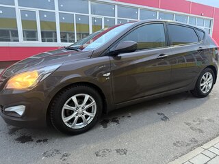 2016 Hyundai Solaris I Рестайлинг, коричневый, 1020000 рублей, вид 4