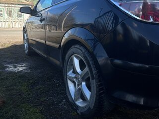 2006 Opel Astra GTC H Рестайлинг, чёрный, 380000 рублей, вид 3