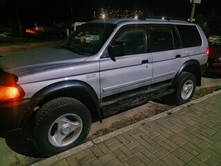 2002 Mitsubishi Montero Sport I, серебристый, 780000 рублей, вид 4