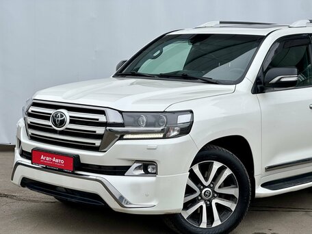 Toyota Land Cruiser 200 Series Рестайлинг 2