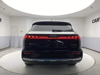 2025 Audi Q6 40 TFSI, чёрный, 6700000 рублей, вид 5