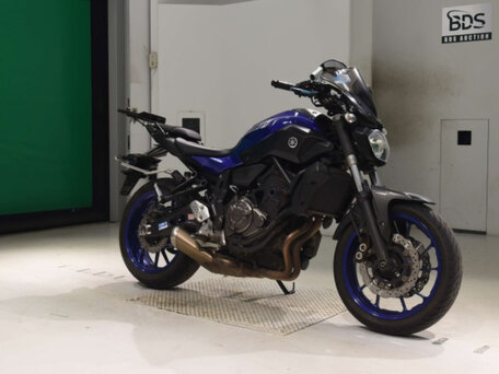 2017 Yamaha MT-07 (FZ-07), синий, 530000 рублей, вид 2
