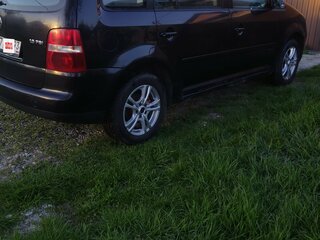 2003 Volkswagen Touran I, чёрный, 530000 рублей, вид 4