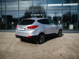 2014 Hyundai ix35 I Рестайлинг, серебристый, 1000000 рублей, вид 2