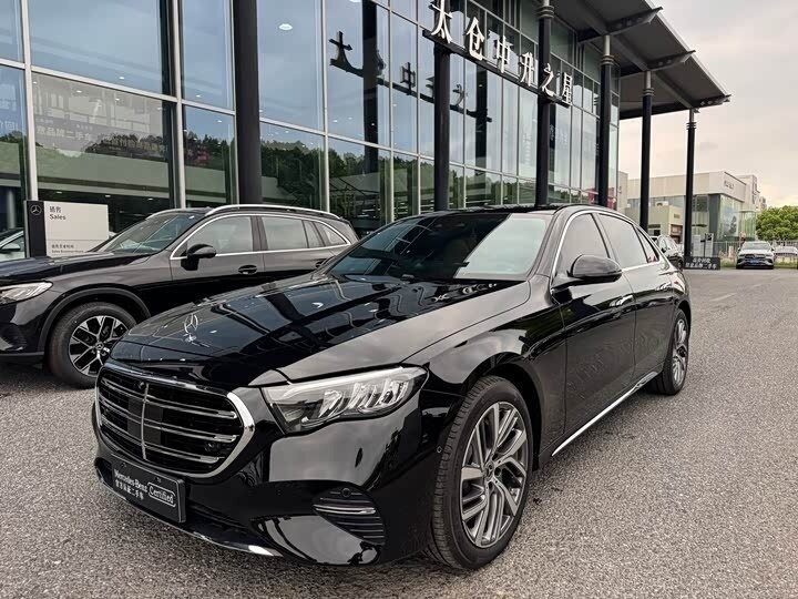 Открыть фотографии: Mercedes-Benz E-Класс VI (W214, S214)