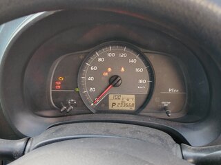 2011 Toyota Vitz III (XP130), серый, 620000 рублей, вид 5
