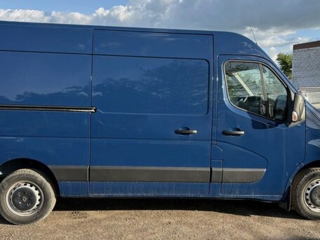 2021 Renault Master, синий, 2400000 рублей, вид 4