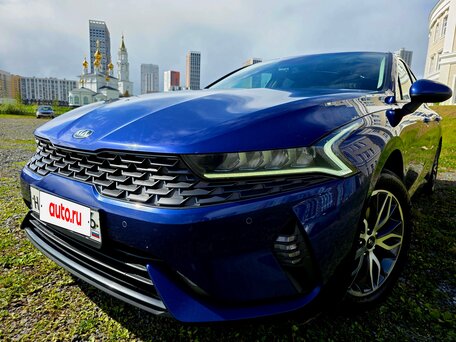 2021 Kia K5 III, синий, 2400000 рублей, вид 4