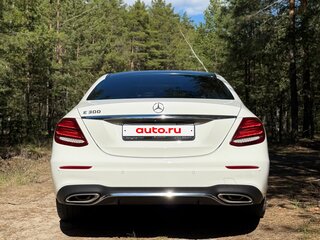 2019 Mercedes-Benz E-Класс 300 V (W213, S213, C238), белый, 3799999 рублей, вид 5