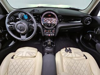 2022 Mini Hatch Cooper III (F55/F56) Рестайлинг 2, синий, 1840000 рублей, вид 5