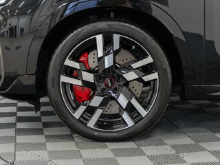 2026 Mini Countryman JCW John Cooper Works III, чёрный, 7950000 рублей, вид 3