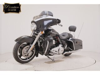 2013 Harley-Davidson Street Glide, чёрный, 1000000 рублей, вид 3