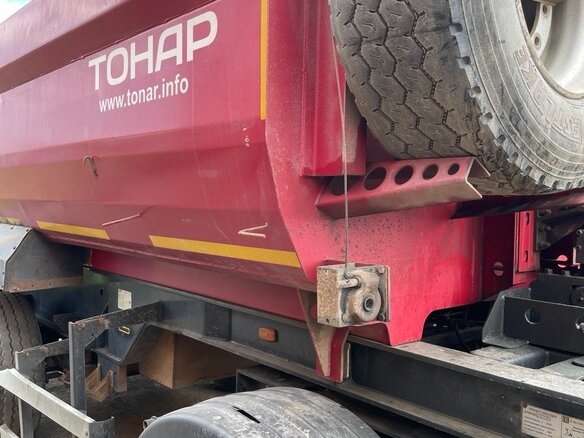 2018 Тонар 8579, красный, 1550000 рублей - вид 1