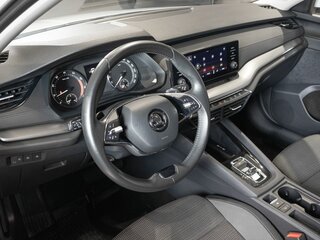 2021 Skoda Octavia IV (A8), белый, 2121654 рублей, вид 5