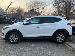 2020 Hyundai Tucson III Рестайлинг, белый, 3000000 рублей, вид 5