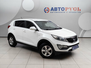 2015 Kia Sportage III Рестайлинг, белый, 1099000 рублей, вид 1