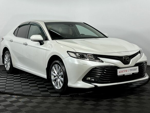 2019 Toyota Camry VIII (XV70), белый, 2360000 рублей - вид 3