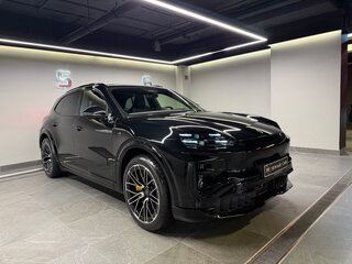 Porsche Cayenne Turbo Electric IV