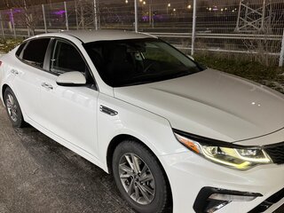 2018 Kia Optima IV Рестайлинг, белый, 1600000 рублей, вид 2