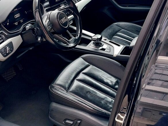 2021 Audi A4 35 TFSI Long V (B9) Рестайлинг, чёрный - вид 3