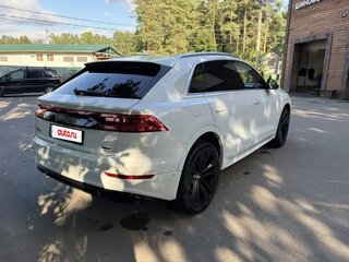 2019 Audi Q8 55 TFSI I (4M), белый, 5100000 рублей, вид 3