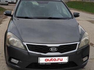 2012 Kia Ceed I Рестайлинг, серебристый, 830000 рублей, вид 1