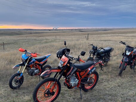 2025 Kayo K4 300 MX, оранжевый, 140000 рублей, вид 1