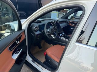 2026 Mercedes-Benz GLC 220 d II (X254), белый, 9658000 рублей, вид 2