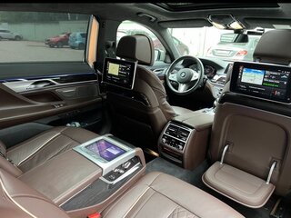 2019 BMW 7 серии Long 730Ld xDrive VI (G11/G12) Рестайлинг, серый, 6250000 рублей, вид 5