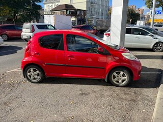 2010 Peugeot 107 I Рестайлинг, красный, 370000 рублей, вид 4