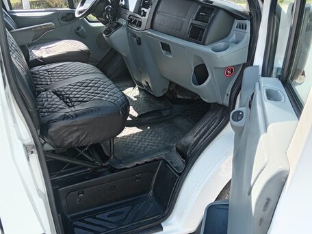 2010 Ford Transit, белый, 1100000 рублей, вид 4